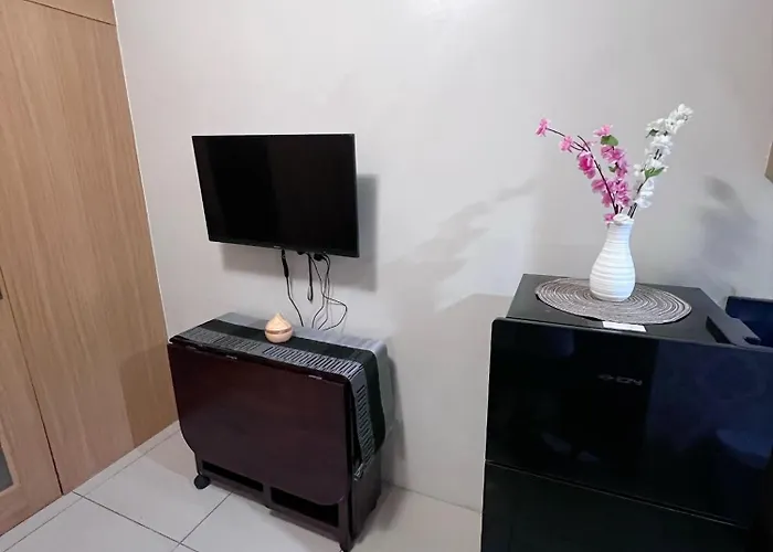 Jal's Cozy Haven Apartment Manila